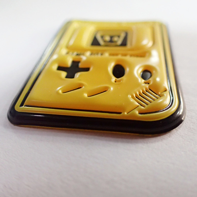 Shiny Yellow High Frenquency 3D TPU Iron On Patches For Youngman Wear